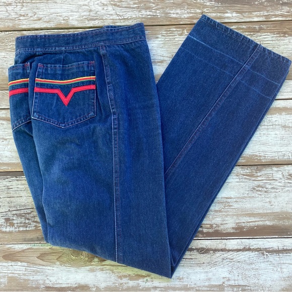 Vintage retro 80’s straight leg jeans with embroidered pockets, 22” waist - Picture 2 of 14